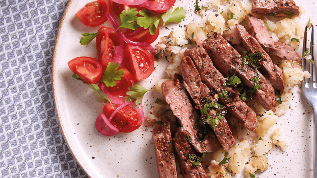 Nutrients in beef, lamb and pork